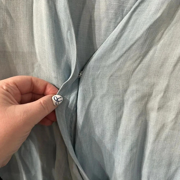 Anthropologie Cloth & Stone Chambray Romper Size S - Picture 5 of 6